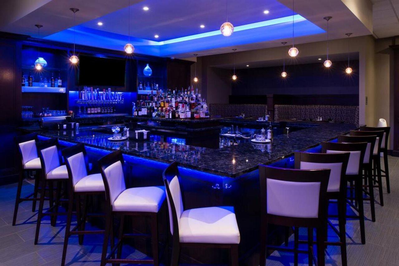 Holiday Inn & Suites - Farmington Hills - Detroit Nw By Ihg Zewnętrze zdjęcie