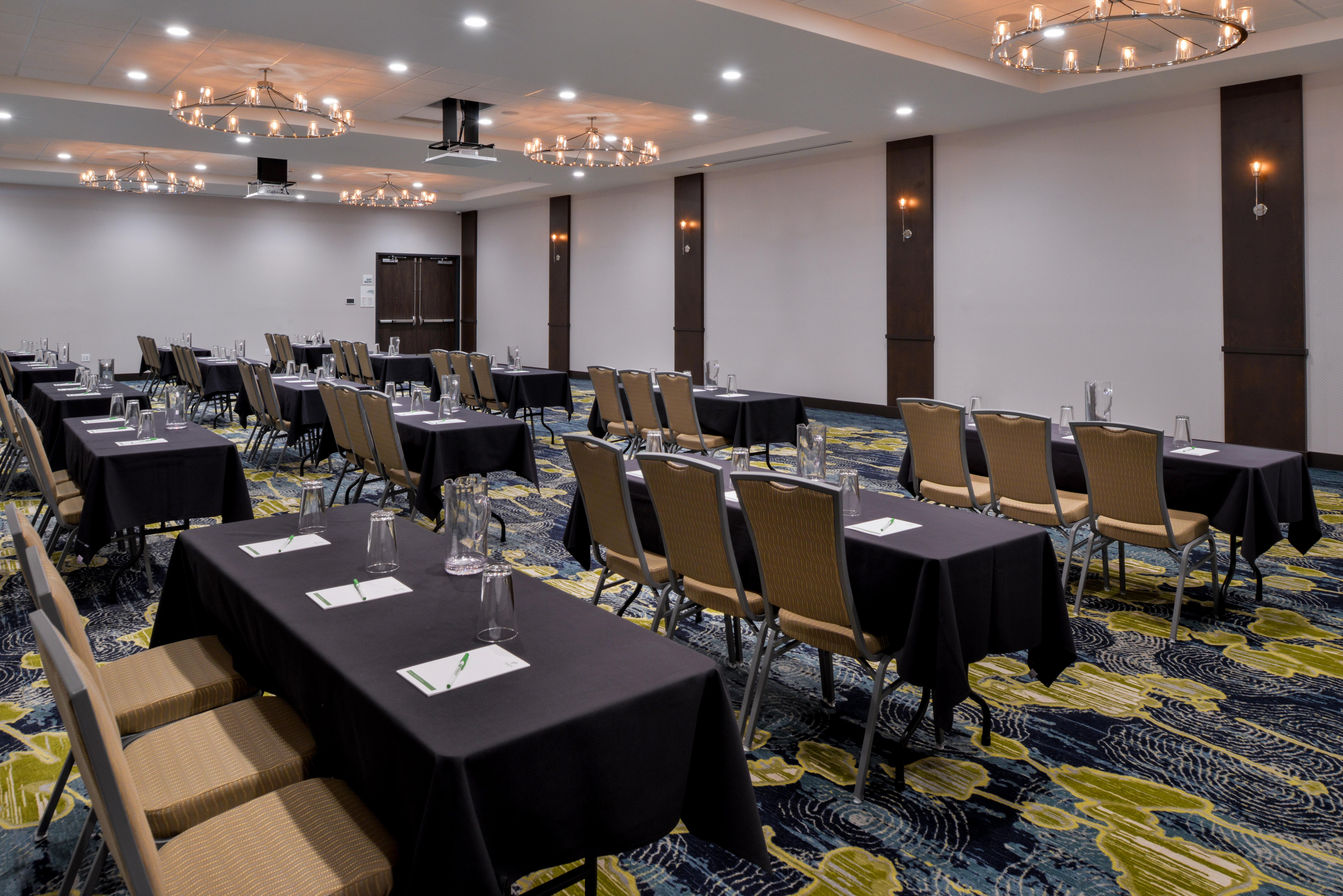 Holiday Inn & Suites - Farmington Hills - Detroit Nw By Ihg Zewnętrze zdjęcie