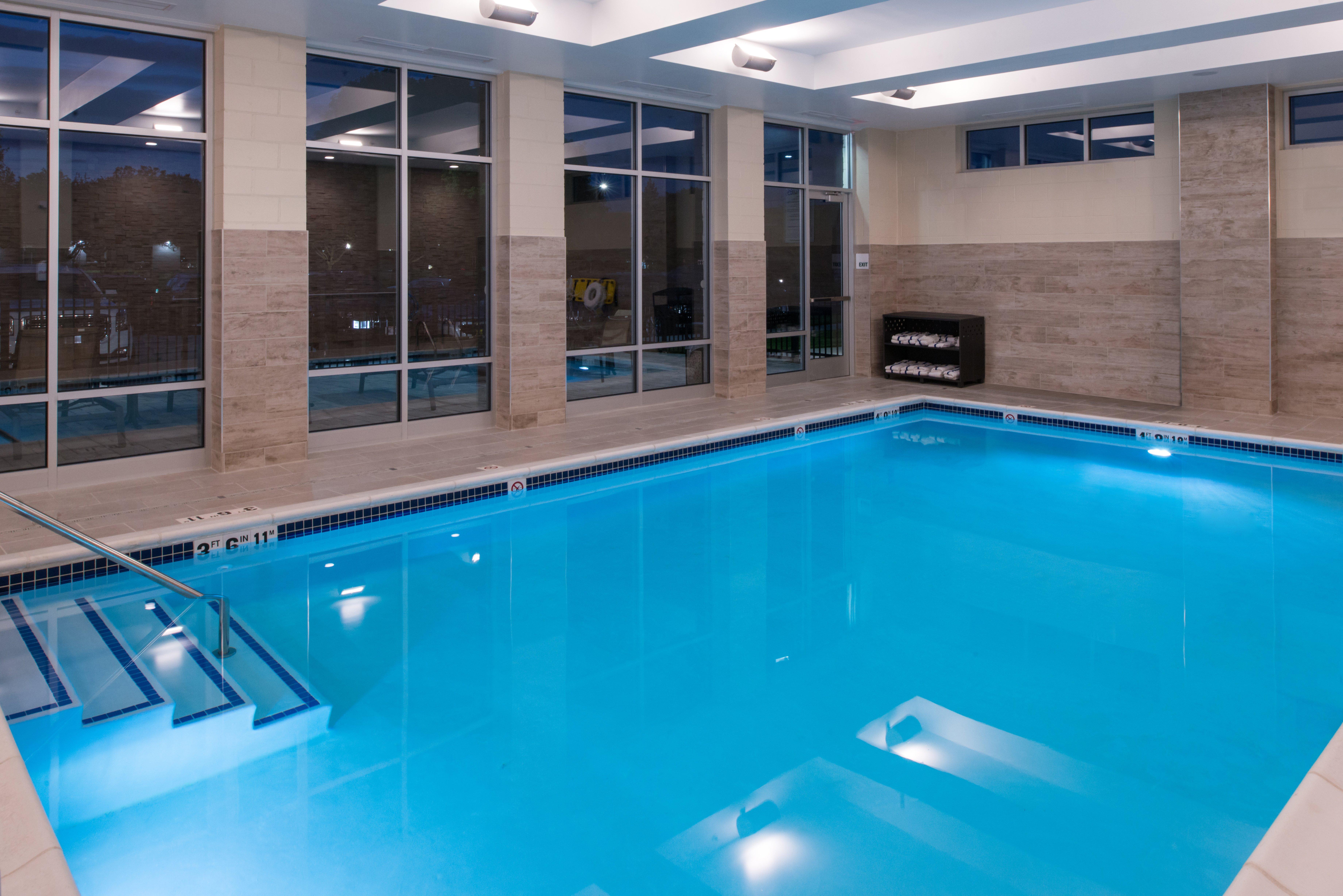 Holiday Inn & Suites - Farmington Hills - Detroit Nw By Ihg Zewnętrze zdjęcie