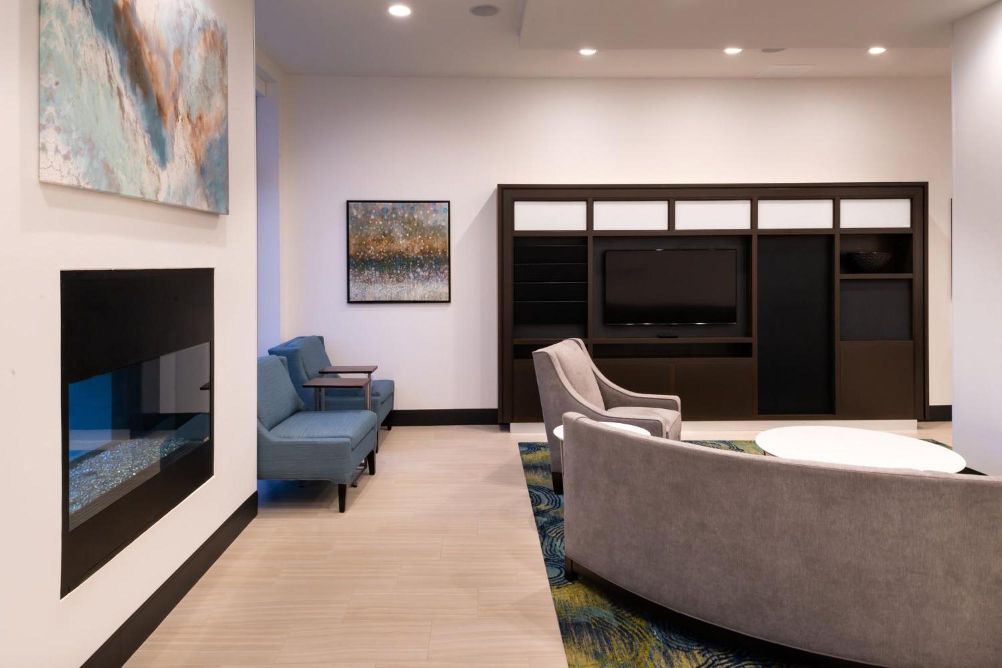Holiday Inn & Suites - Farmington Hills - Detroit Nw By Ihg Zewnętrze zdjęcie
