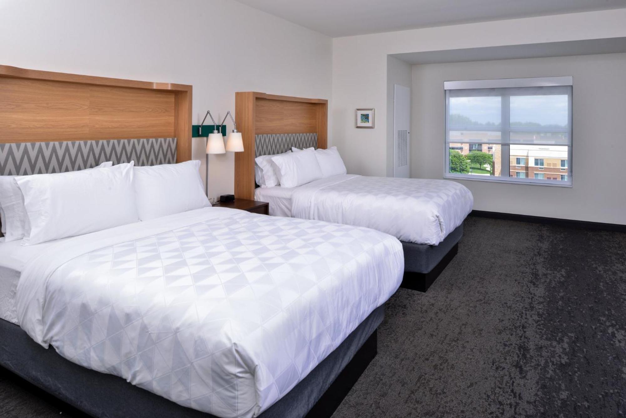 Holiday Inn & Suites - Farmington Hills - Detroit Nw By Ihg Zewnętrze zdjęcie