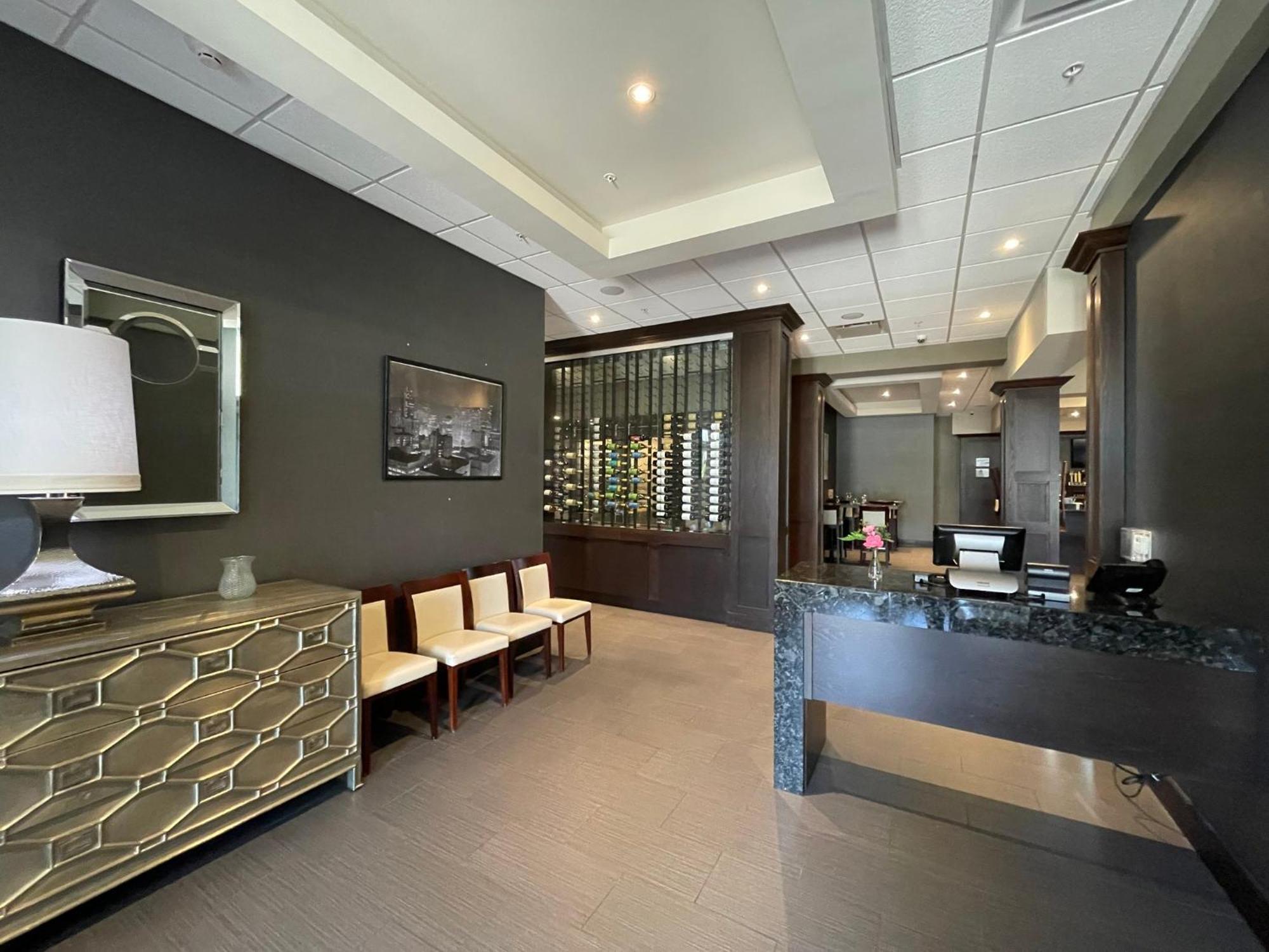 Holiday Inn & Suites - Farmington Hills - Detroit Nw By Ihg Zewnętrze zdjęcie