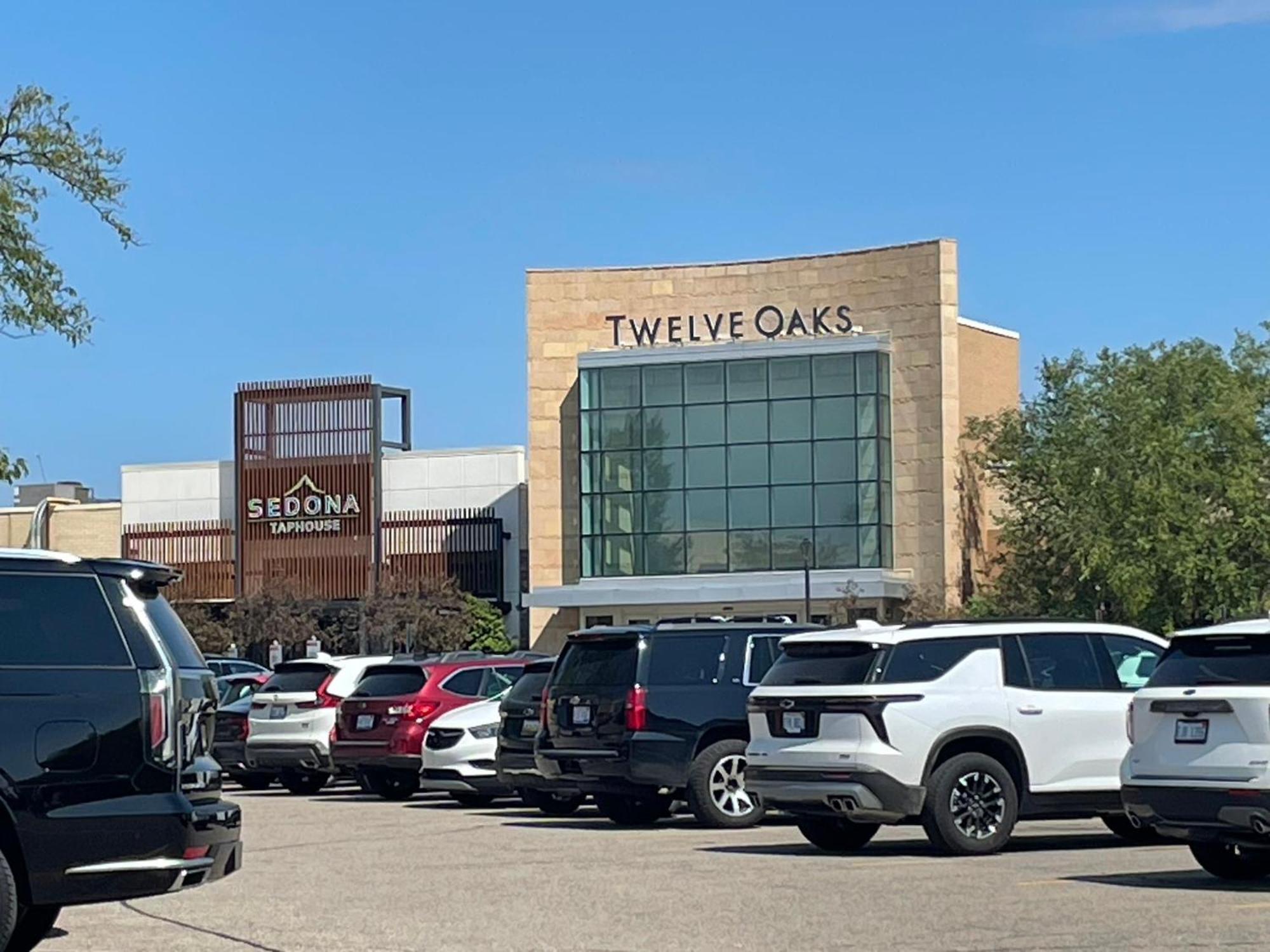 Holiday Inn & Suites - Farmington Hills - Detroit Nw By Ihg Zewnętrze zdjęcie